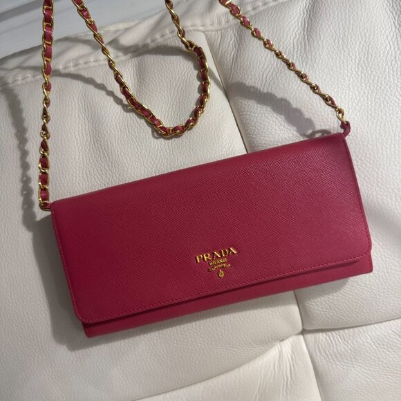 Prada Saffiano Wallet on Chain or clutch - Picture 10 of 12